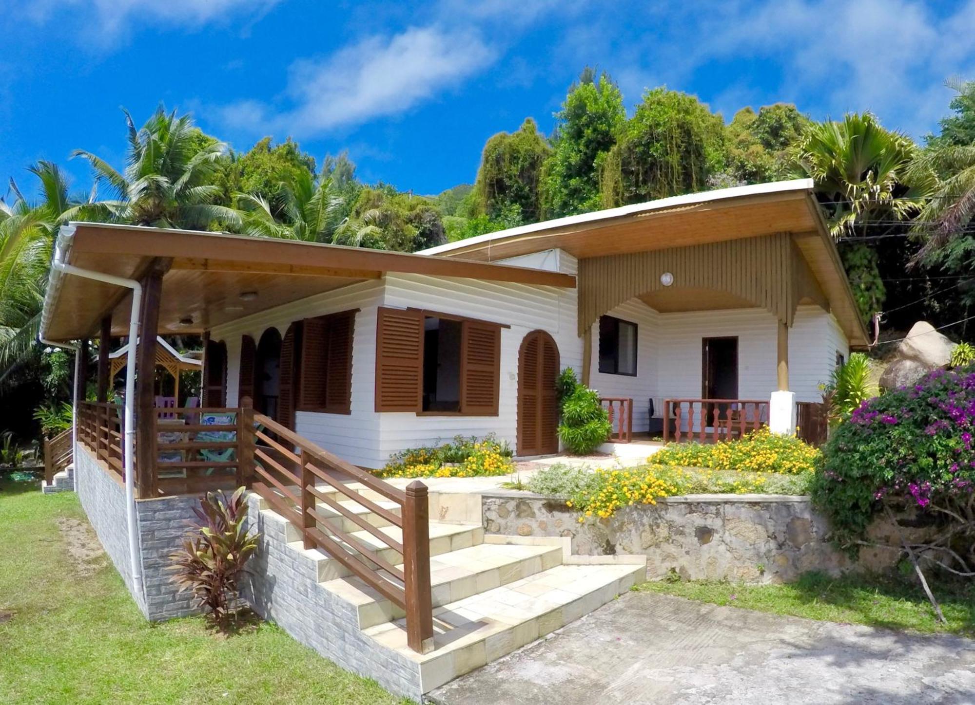 Chalets Cote Mer Baie Sainte Anne Exteriör bild
